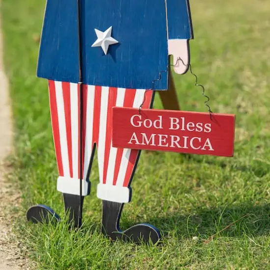 Glitzhome&reg; 36" Wood Patriotic Uncle Sam Yard Stake D&eacute;cor {6}