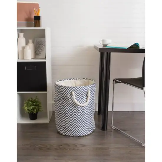 DII&reg; Medium Round Chevron Paper Bin Aqua {7}