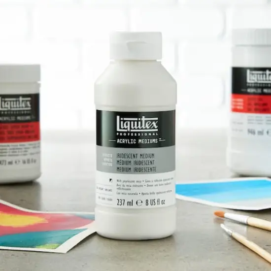 Liquitex&reg; Iridescent Medium {3}