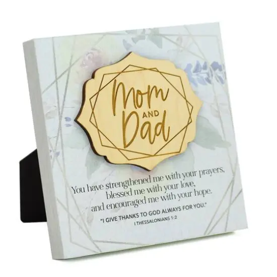 Mom And Dad Meadow Wood Plaque {1}