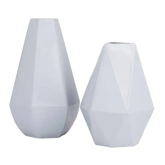 CosmoLiving by Cosmopolitan White Iron Contemporary Vase, 12" x 10" {7}