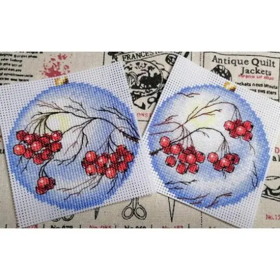 MP Studia Christmas Tree Decoration - Rowan Plastic Canvas Counted Cross Stitch Kit {8}