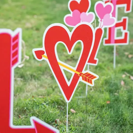Glitzhome&reg; 28" Set of 4 Valentine's Metal LOVE Yard Stake {7}
