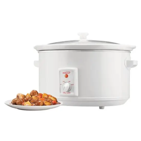 Brentwood 8qt. White Slow Cooker {3}