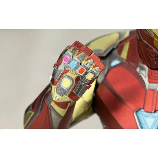 Metal Earth&reg; Premium Series Iron Man Mark LXXXV Steel Model Kit {11}