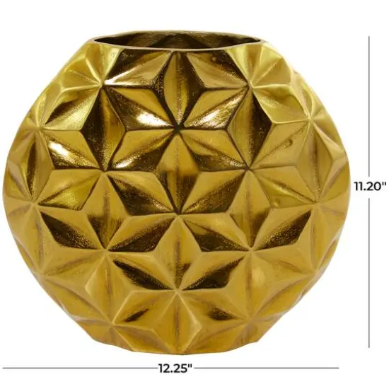 CosmoLiving by Cosmopolitan Aluminum Faceted Geometric Vase Gold {6}