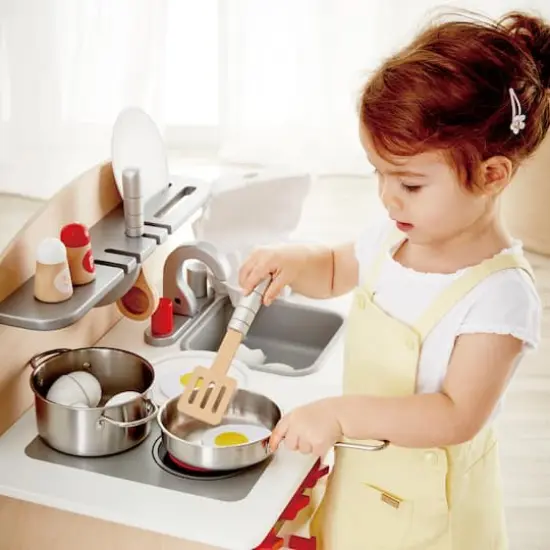 Hape White Fully Equipped Gourmet Kitchen {6}