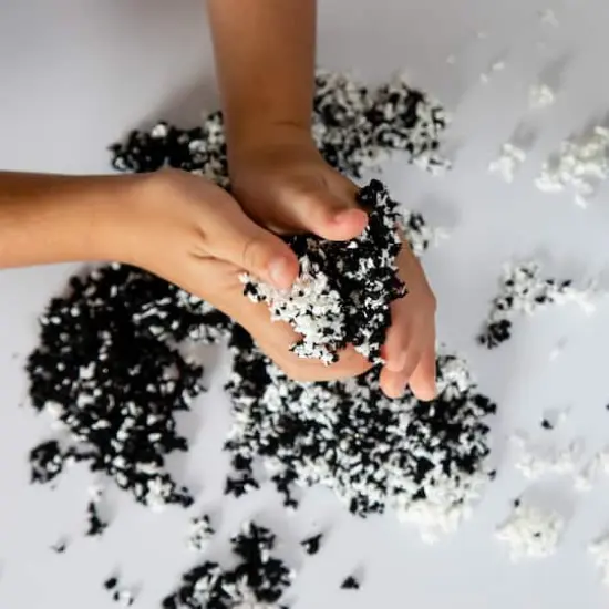 Educational Insights Pluffle Twist Black 'n White Playfoam {4}