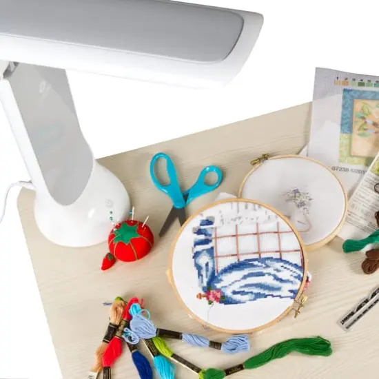 Ottlite Dimmable LED Task Lamp {10}