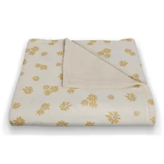 Daisy Pattern Coral Fleece Blanket Yellow {3}