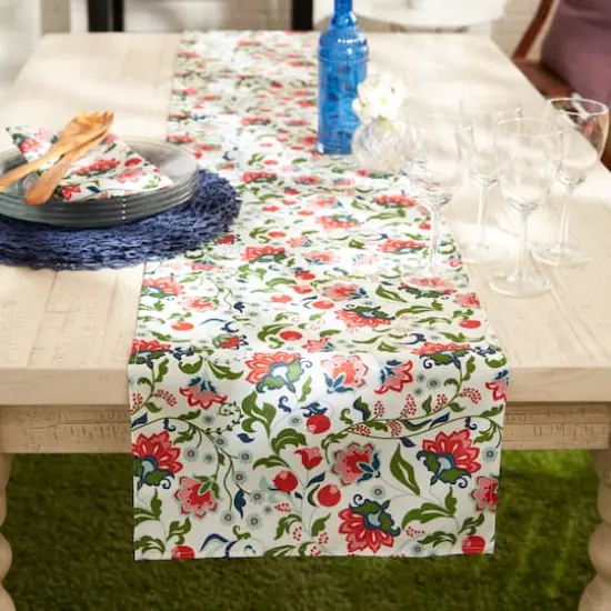 DII&reg; Garden Floral Print Outdoor Table Runner {11}