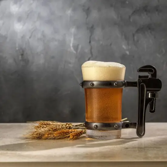 JoyJolt&reg; Tools Collection 17oz. Pipe Wrench Handle Single Beer Mug {3}