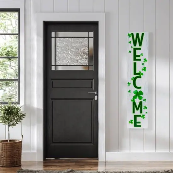 35.75" Shamrocks Welcome Wall Sign {3}