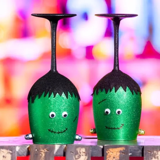 Rust-Oleum&reg; Glitter Spray Paint Kelly Green {6}