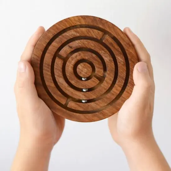 Toy Time Labyrinth Classic Tabletop Strategy Game {8}