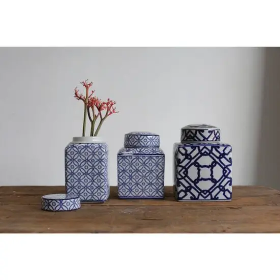 Hello Honey&reg; 8.5" Blue & White Ceramic Ginger Jar with Lid {3}