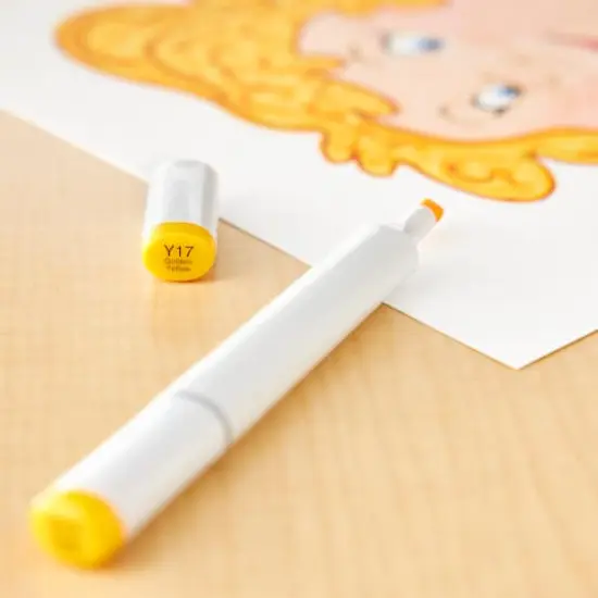 Copic&reg; Sketch Marker, Yellows Y17 Golden Yellow {3}