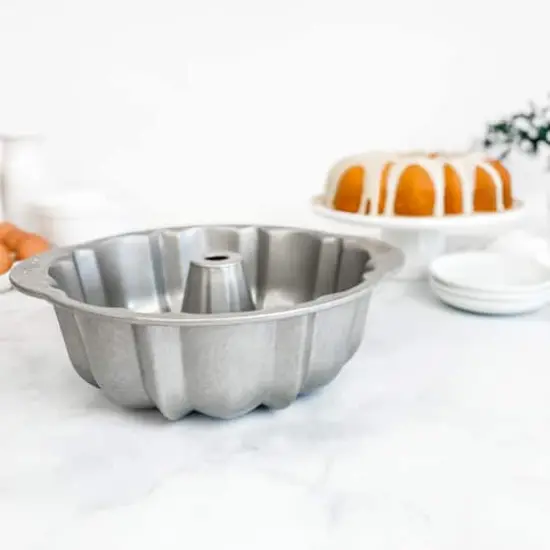 USA Pan&reg; 10" Fluted Tube Cake Pan {3}