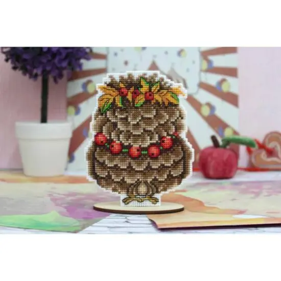 MP Studia Autumn Owl Plastic Canvas Counted Cross Stitch Kit {4}