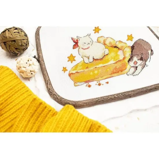 LetiStitch Eating Sleeping Stretching Counted Cross Stitch Kit {7}