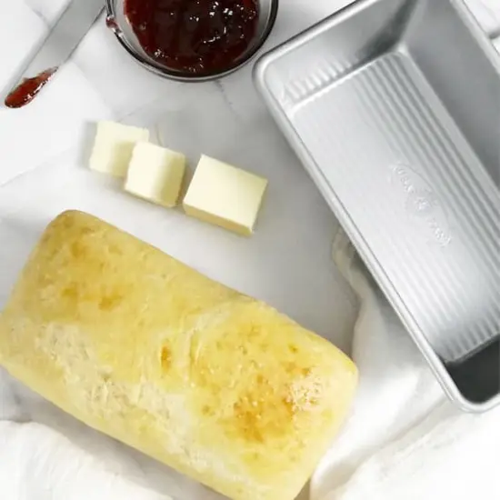 USA Pan&reg; Small Seamless Bread Loaf Pan {3}