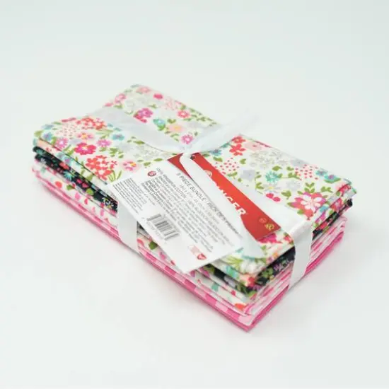 SINGER Perfect Pink Cotton Fabric Bundle {1}