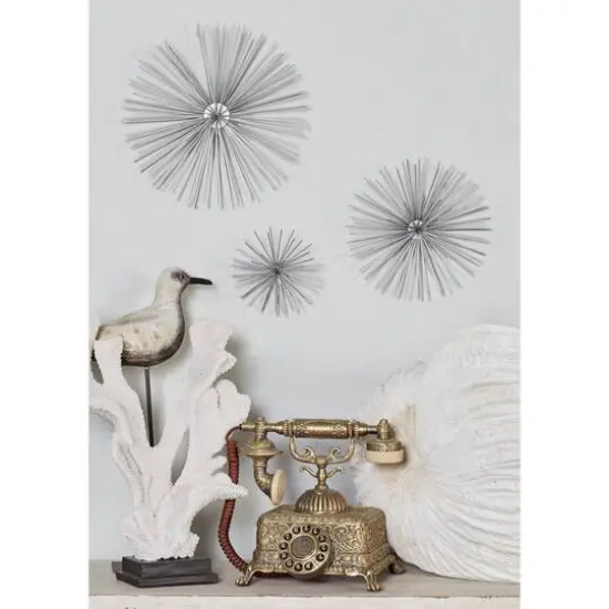 CosmoLiving by Cosmopolitan Silver Tin Contemporary Abstract Wall Decor Set {8}