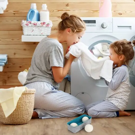 Welaxy Felt 3 Wool Dryer Balls with Turquoise Storage Tray {8}