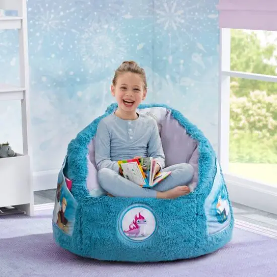 Disney&reg; Frozen Cozee Fluffy Chair {4}