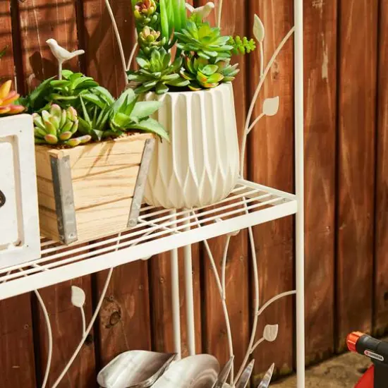 Glitzhome&reg; 4ft. Metal 4-Tiered Rectangular Shelf Stand White {7}