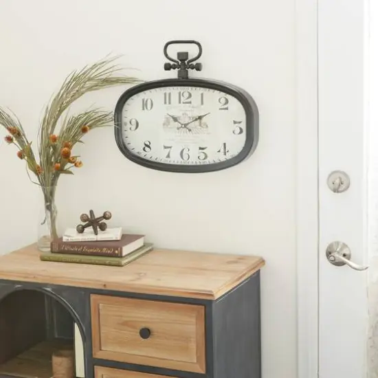 18" Black Metal Vintage Wall Clock {8}