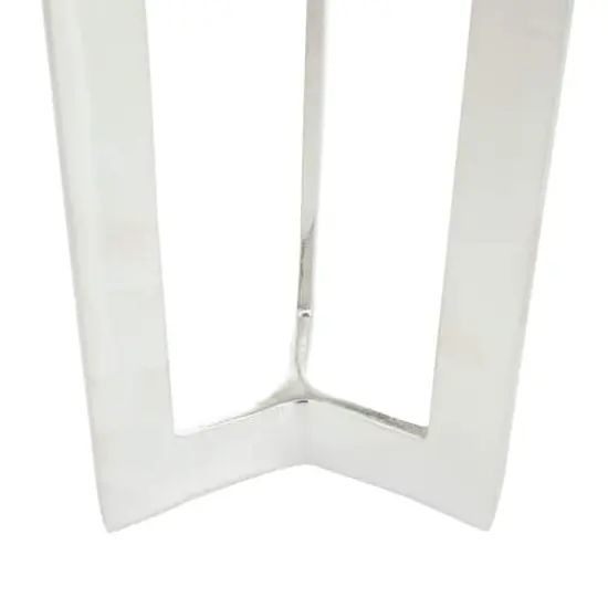 CosmoLiving by Cosmopolitan Silver Contemporary Candle Holder Set {4}