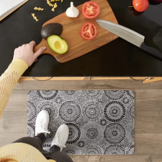 DII&reg; Black Kaleidoscope Tufted Mat {4}