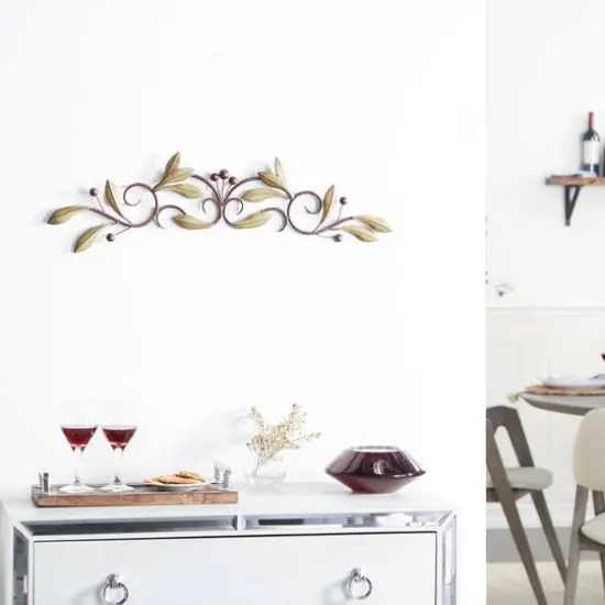 31" Green Metal Traditional Floral Wall D&eacute;cor {10}