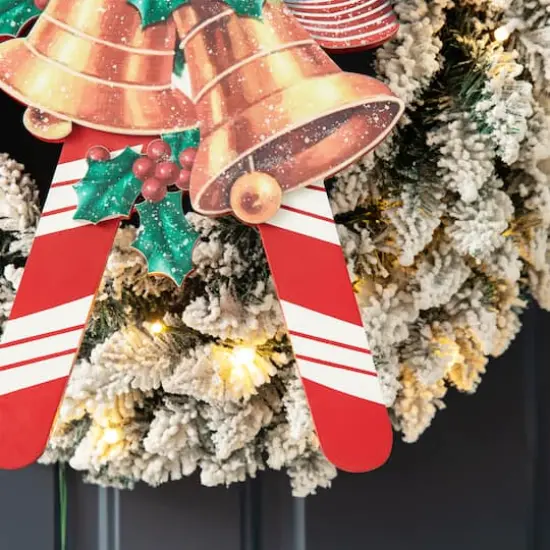 Glitzhome&reg; Christmas Candy Cane Wall D&eacute;cor {6}