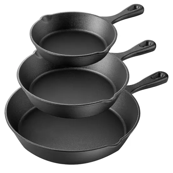 MegaChef Pre-Seasoned 3 Piece Cast Iron Skillet Set {1}