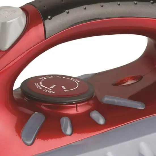 Brentwood&reg; Full-Size Nonstick Steam Iron Red {9}