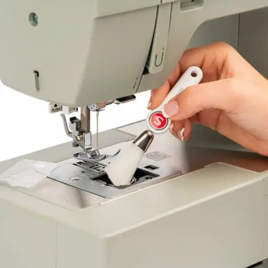 SINGER&reg; Modern Maker 7 Piece Sewing Tools Set {18}