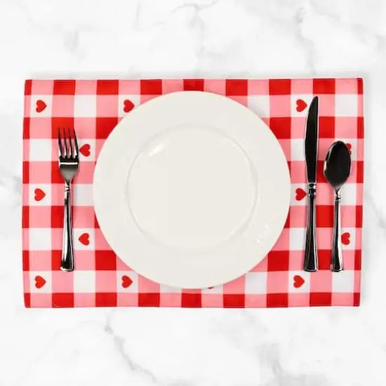 Checkered Hearts Valentine's Day Placemats, 4ct. {3}