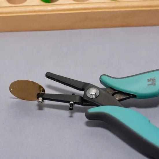 The Beadsmith&reg; 1.5mm Metal Hole Punch For 1.3mm Rivets {10}