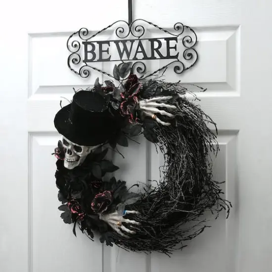 16" Halloween Beware Wreath Hanger {3}