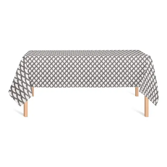 Neutral Scallop Pattern Tablecloth {3}