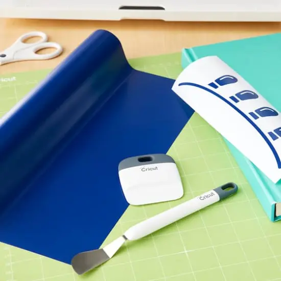 Cricut&reg; Premium Vinyl&trade;, Removable Navy Blue {14}