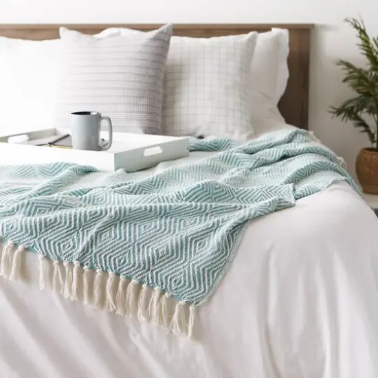 DII&reg; X-Diamond Geometric Throw Aqua {7}