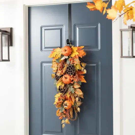 Glitzhome&reg; 25" Fall Pumpkin Leaf Swag {11}