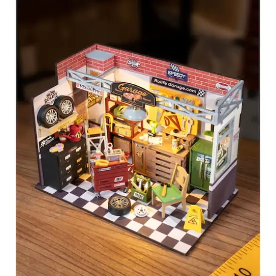Rolife Garage Workship DIY Miniature House Kit {4}