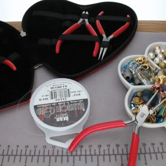 The Beadsmith&reg; 8 Piece Pliers Set in Heart Case {4}
