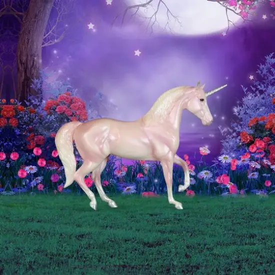 Reeves Breyer Freedom Series Aurora Unicorn Fantasy Horse Model Toy {3}