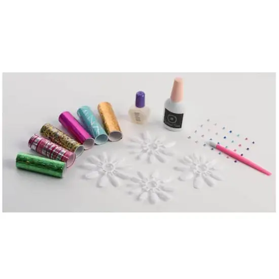 Fashion Time Foil Fashion Nails {1}