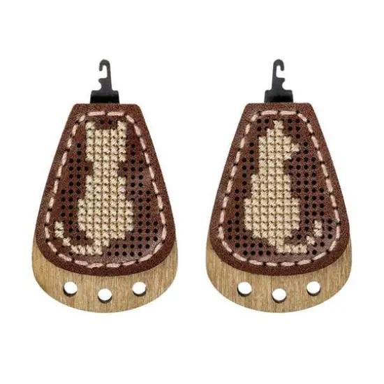 Wonderland Crafts Sitting Cat Needle Threader Embroidery Kit, 2ct. {3}